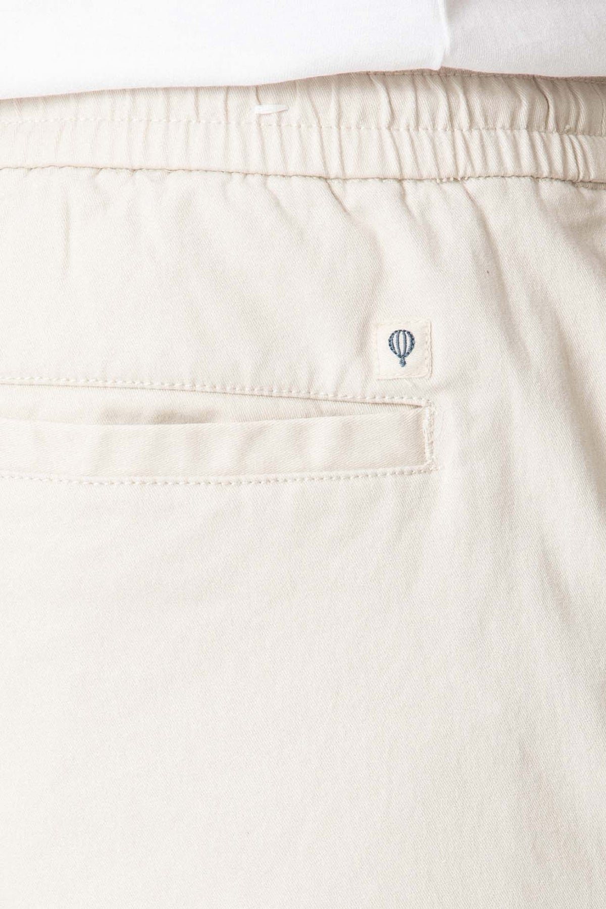 Pantalón jogger beige de algodón de Celopman, imagen 4