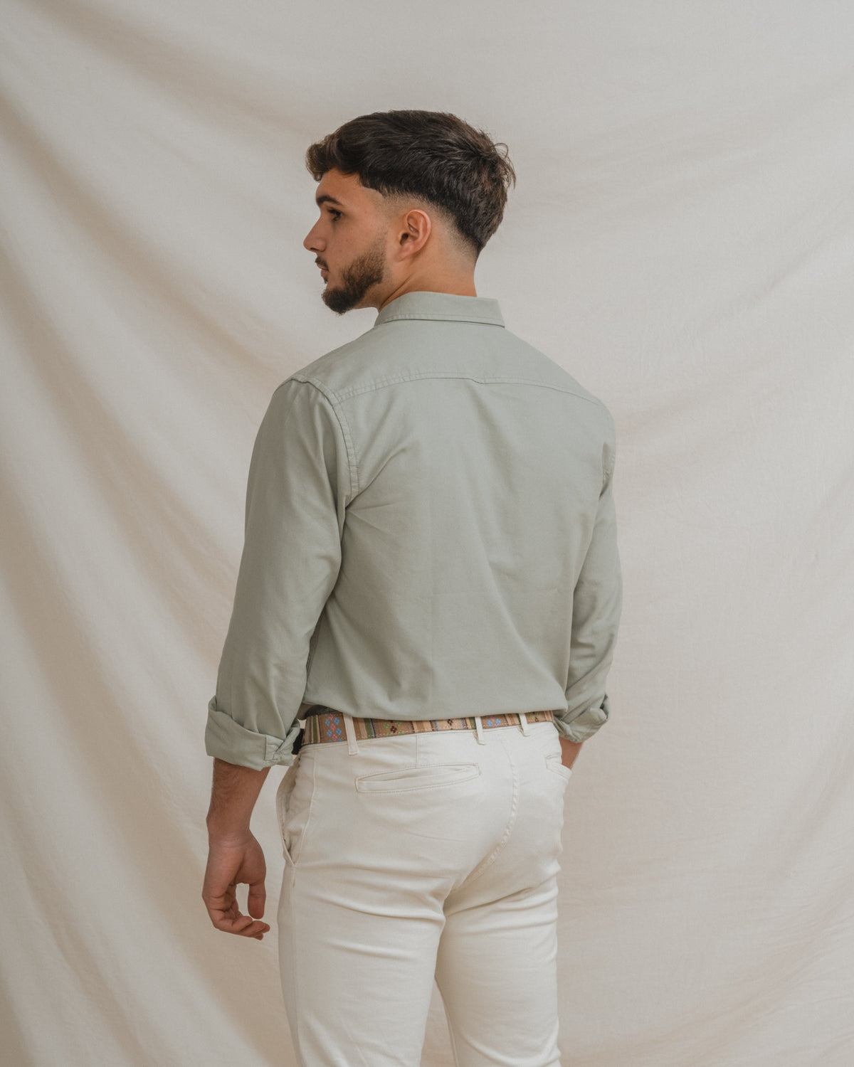 Chemise Oxford verte unie avec logo ton sur ton — image 3