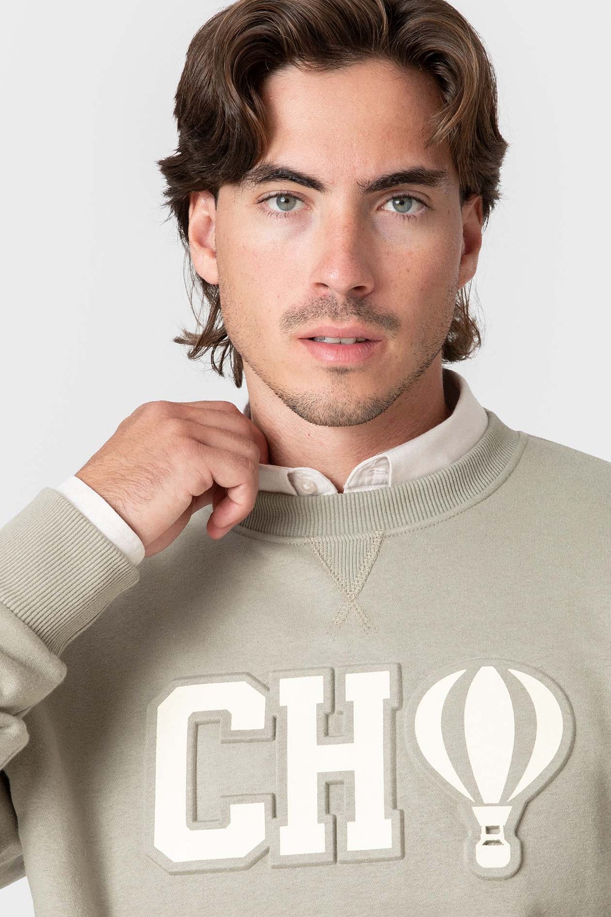 Sweat-shirt homme avec globe et lettrage contrastant — image 3