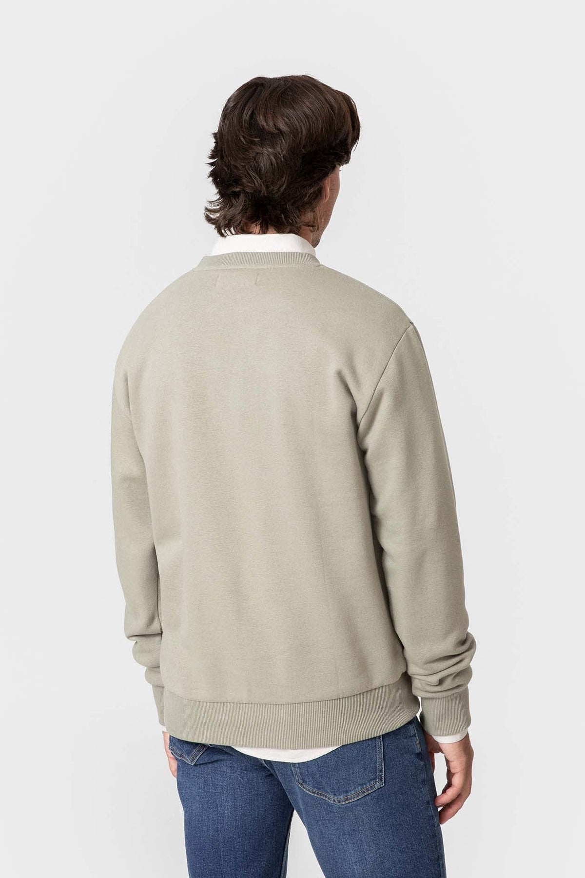 Sweat-shirt homme avec globe et lettrage contrastant — image 4