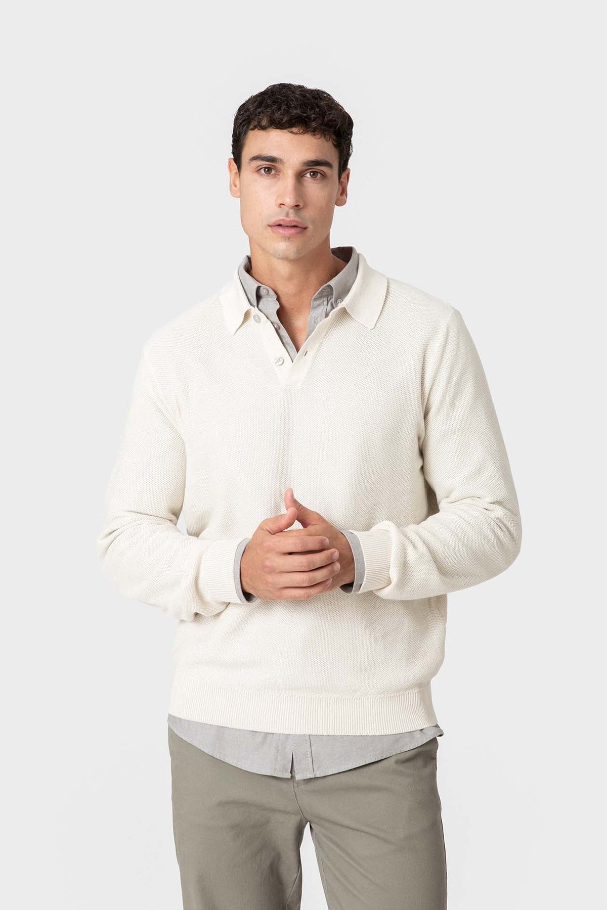 Polo blanco de punto con textura nido de abeja de Celopman, imagen 1