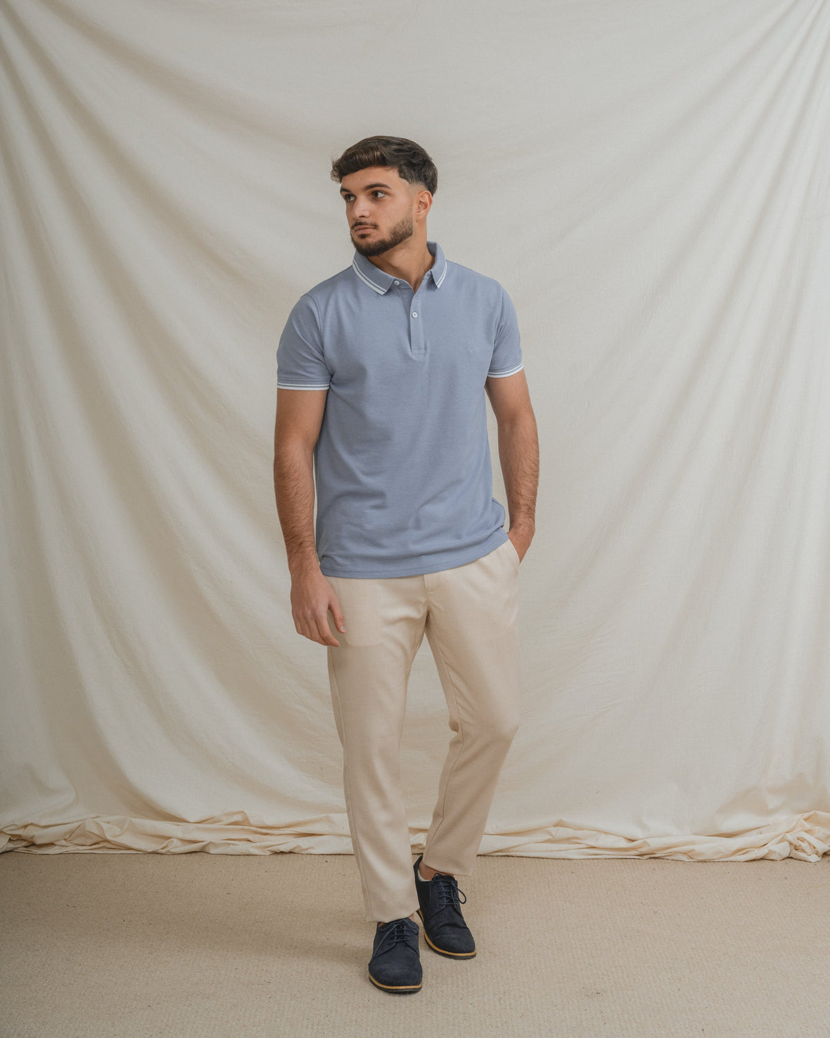 POLO BÁSICO CELESTE PIQUÉ LÍNEA