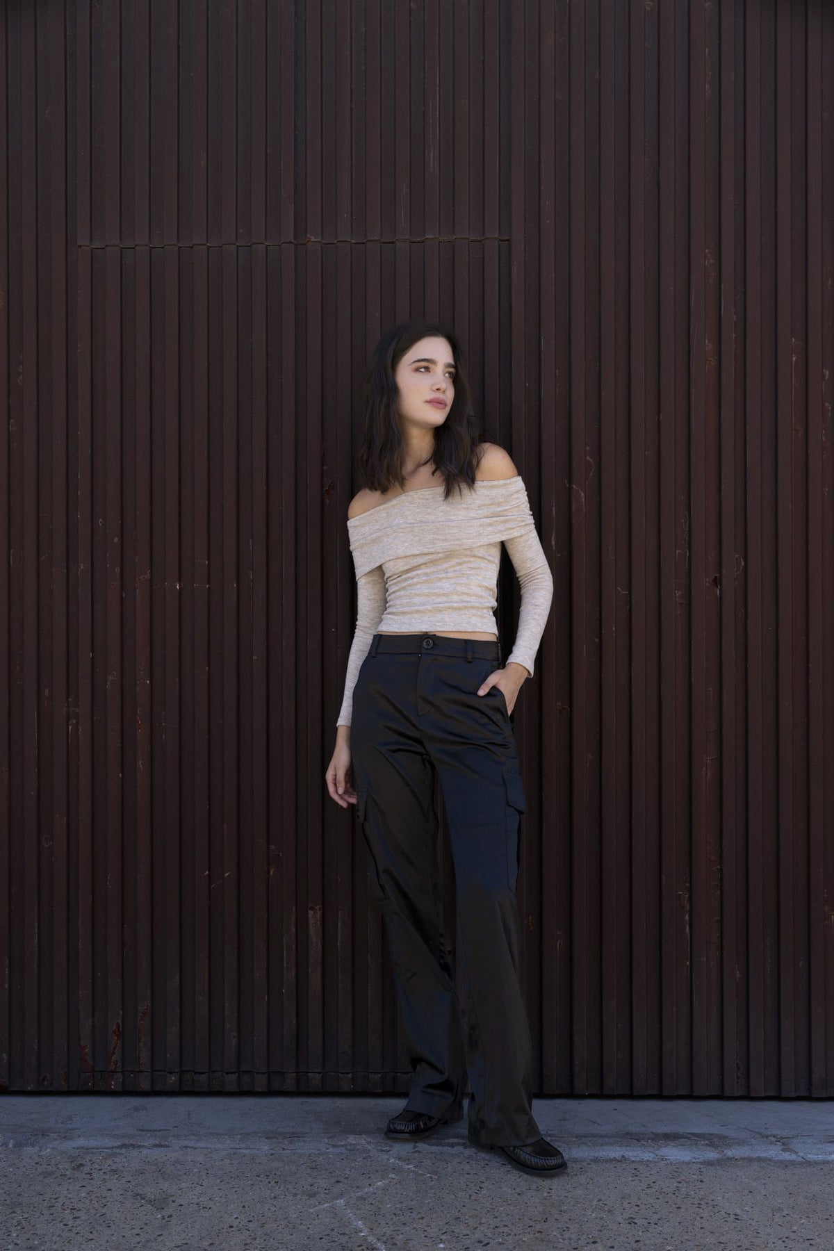 PANTALÓN SATINADO CARGO