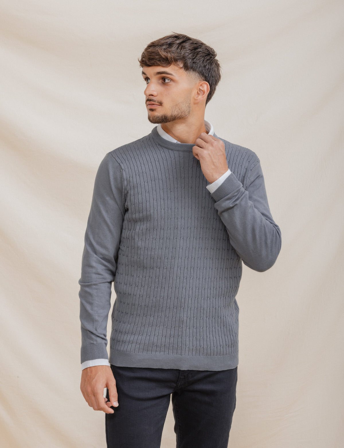 Jersey nudos cuello caja · vista 7