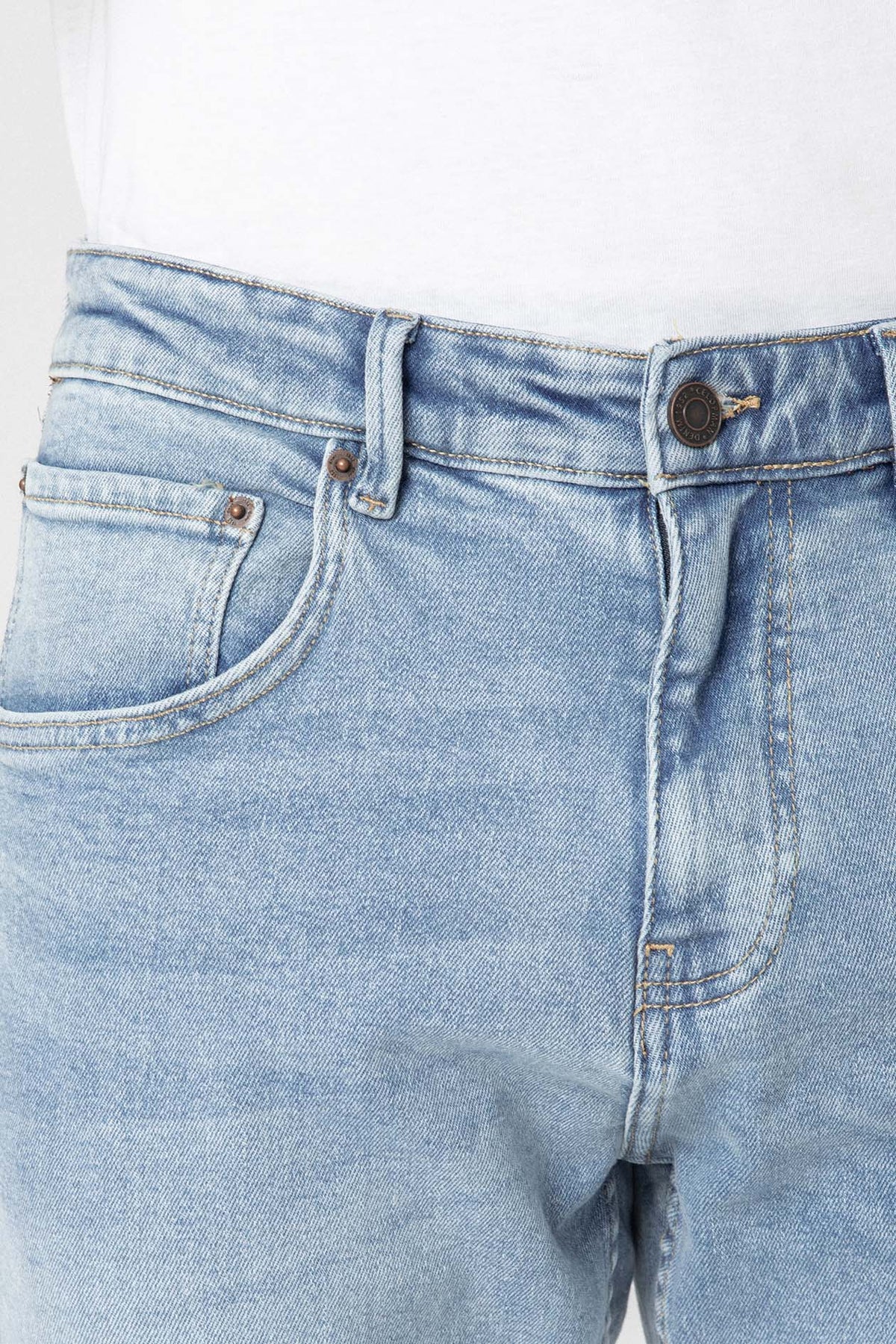 Vaquero slim fit con etiqueta efecto piel de Celopman, imagen 3