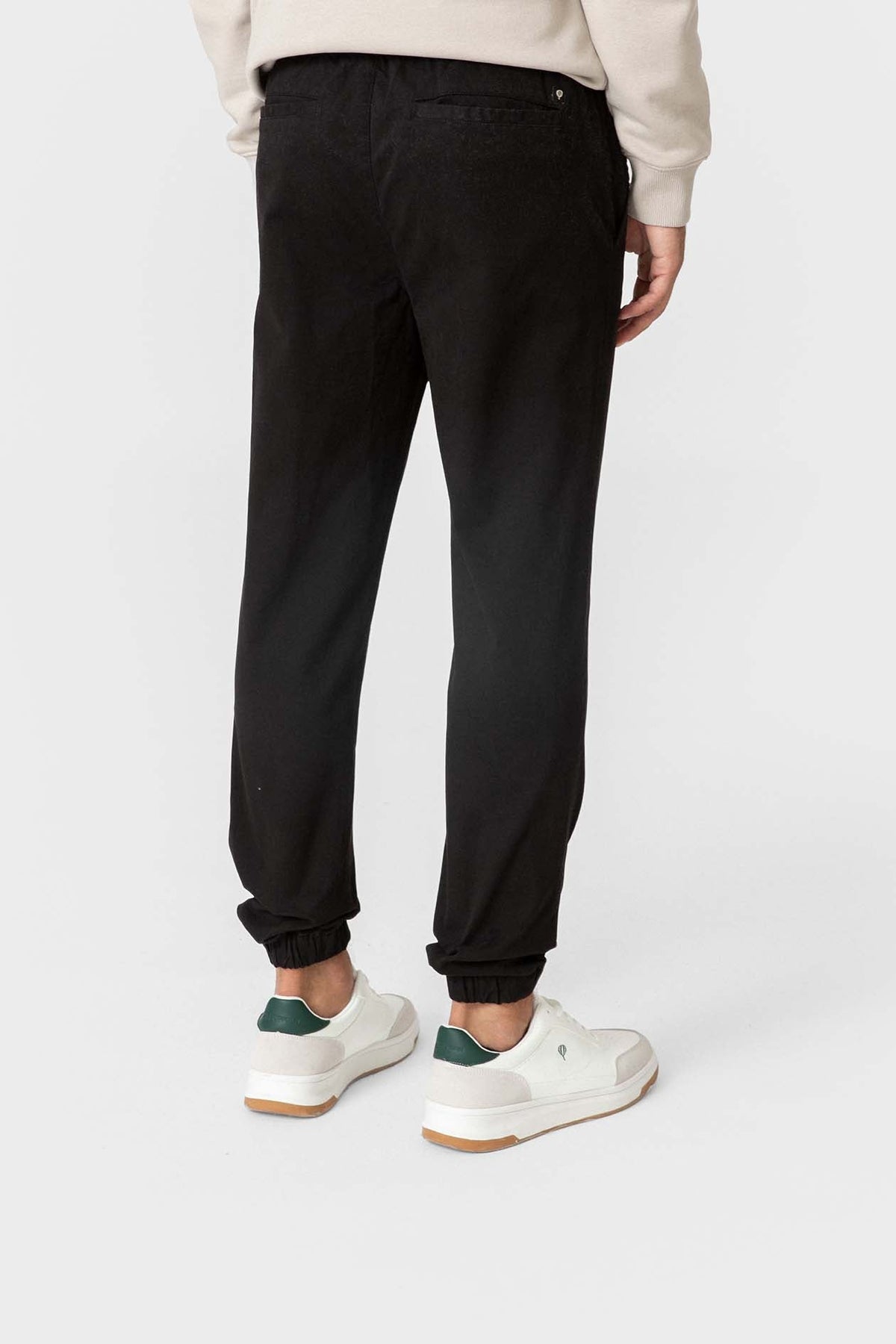 Pantalón jogger negro de algodón de Celopman, imagen 5