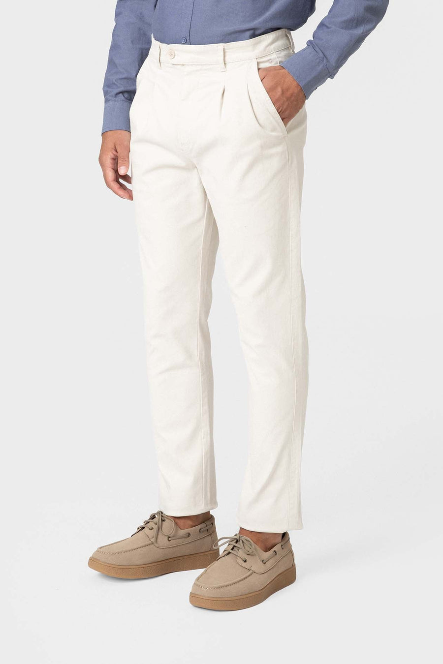 Pantalon chino beige à pinces — image 1