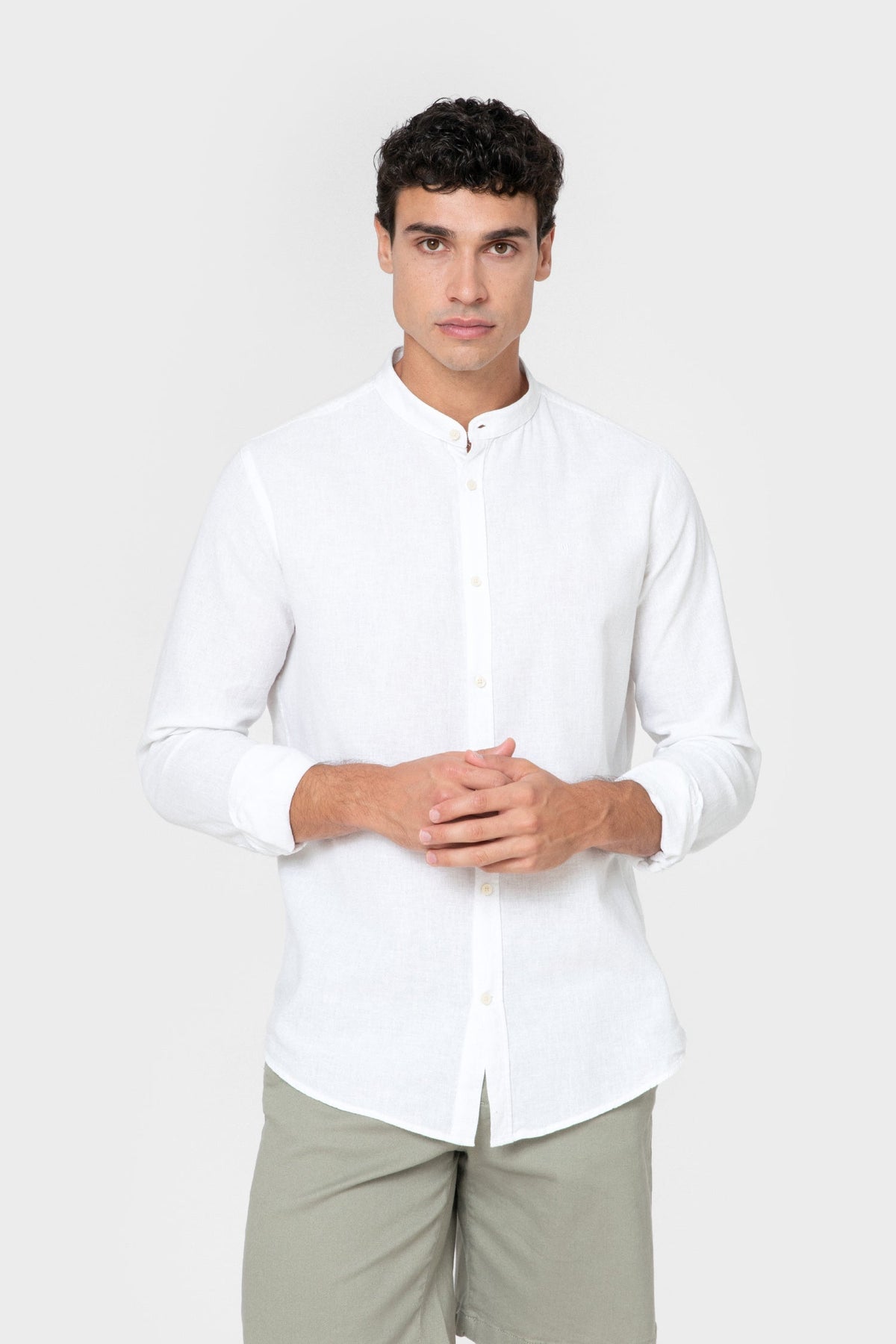 camisa lino blanca cuello mao — vista principal