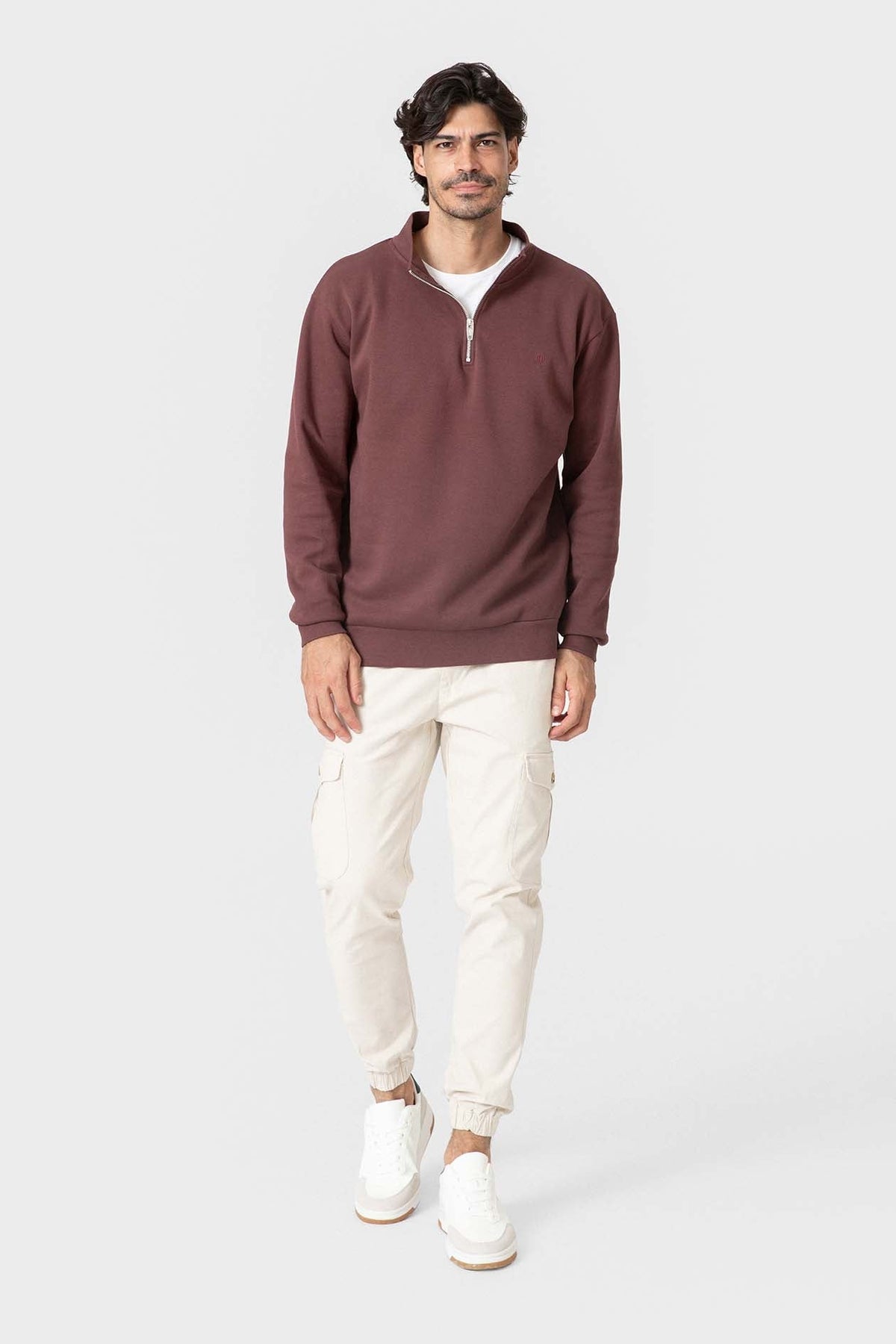 BURGUNDY ZIP-UP HOODIE