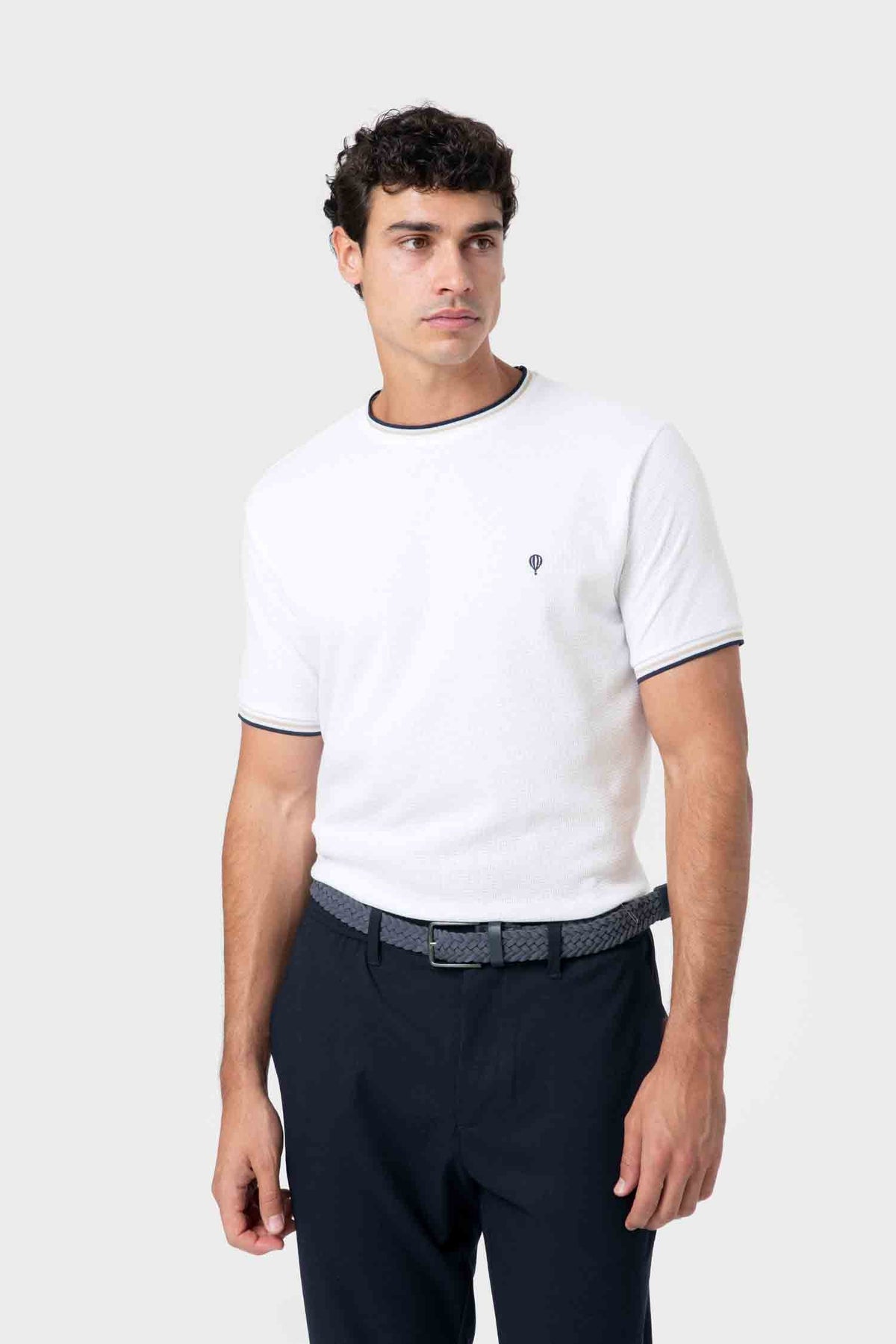 CAMISETA ESTRUCTURA RIBETE BICOLOR