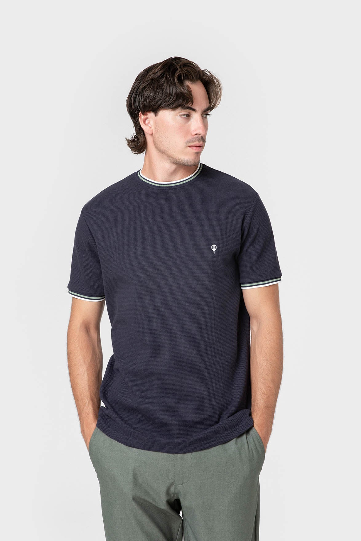 CAMISETA ESTRUCTURA RIBETE BICOLOR