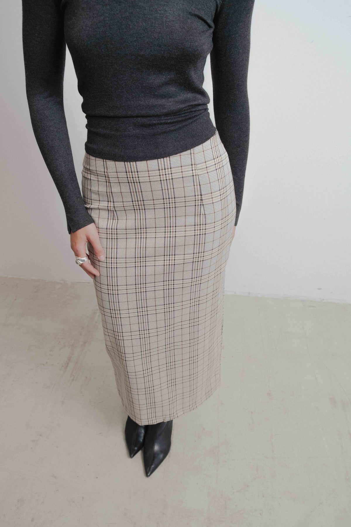 FALDA MIDI CUADROS