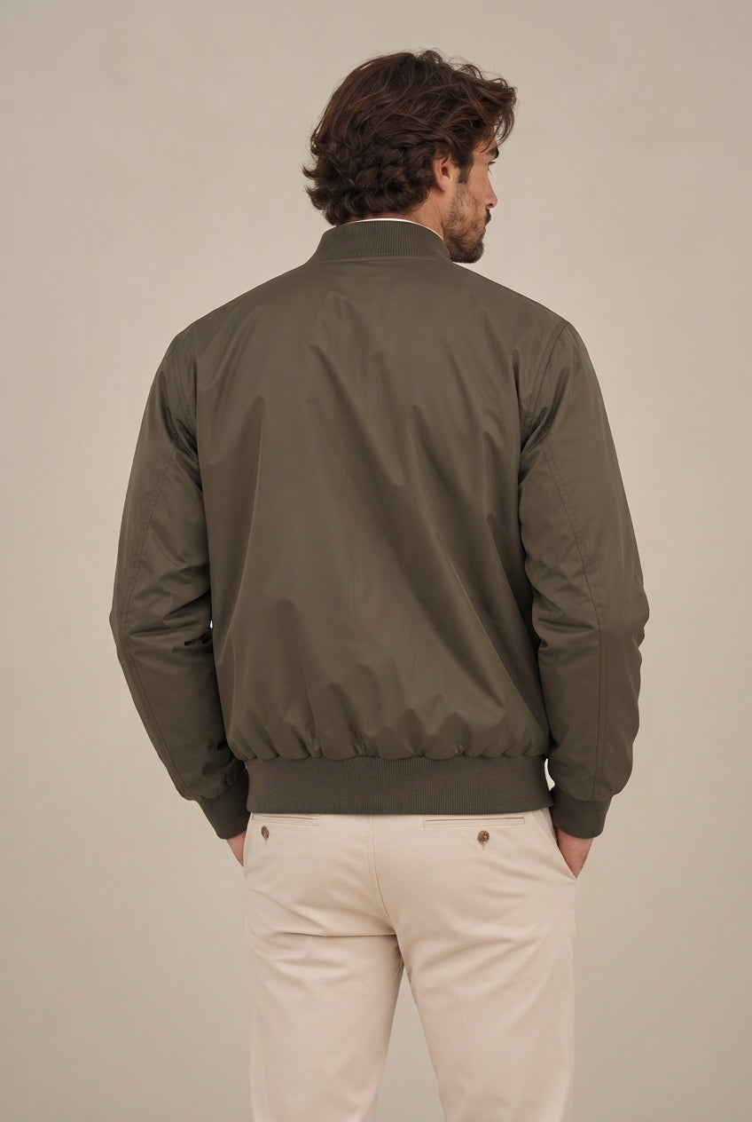 Cazadora bomber verde · vista 5