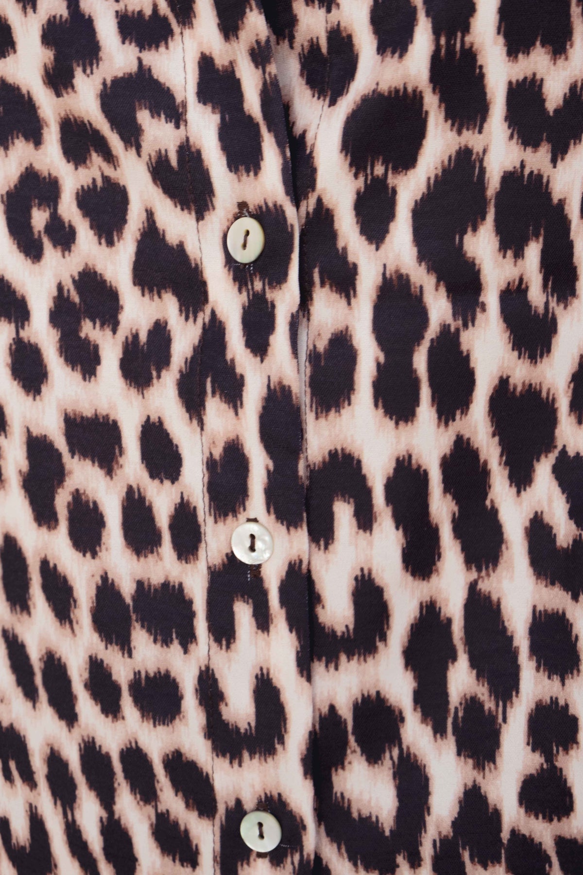 CAMISA ESTAMPADO ANIMAL PRINT