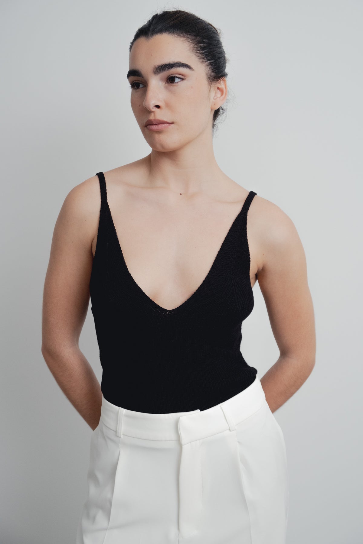 PANTALÓN PINZAS