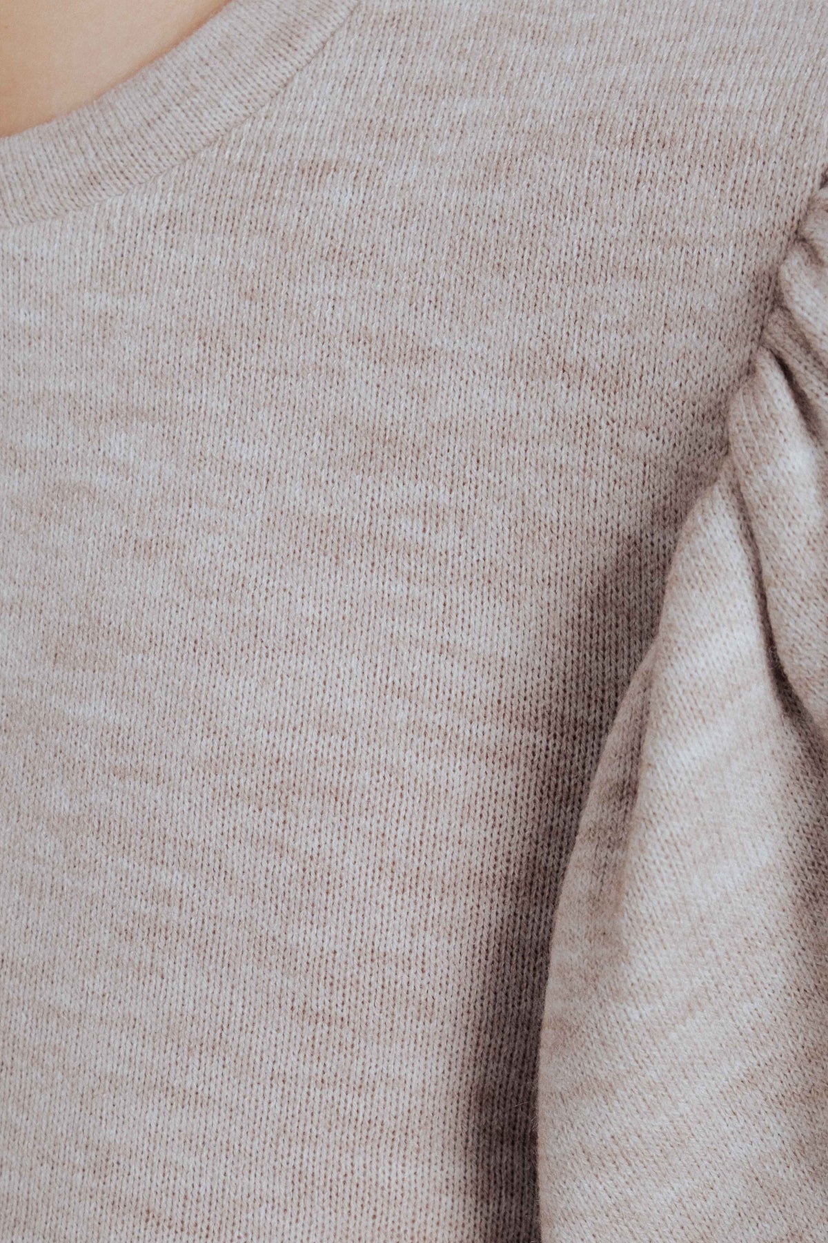 CAMISETA CON VOLANTES