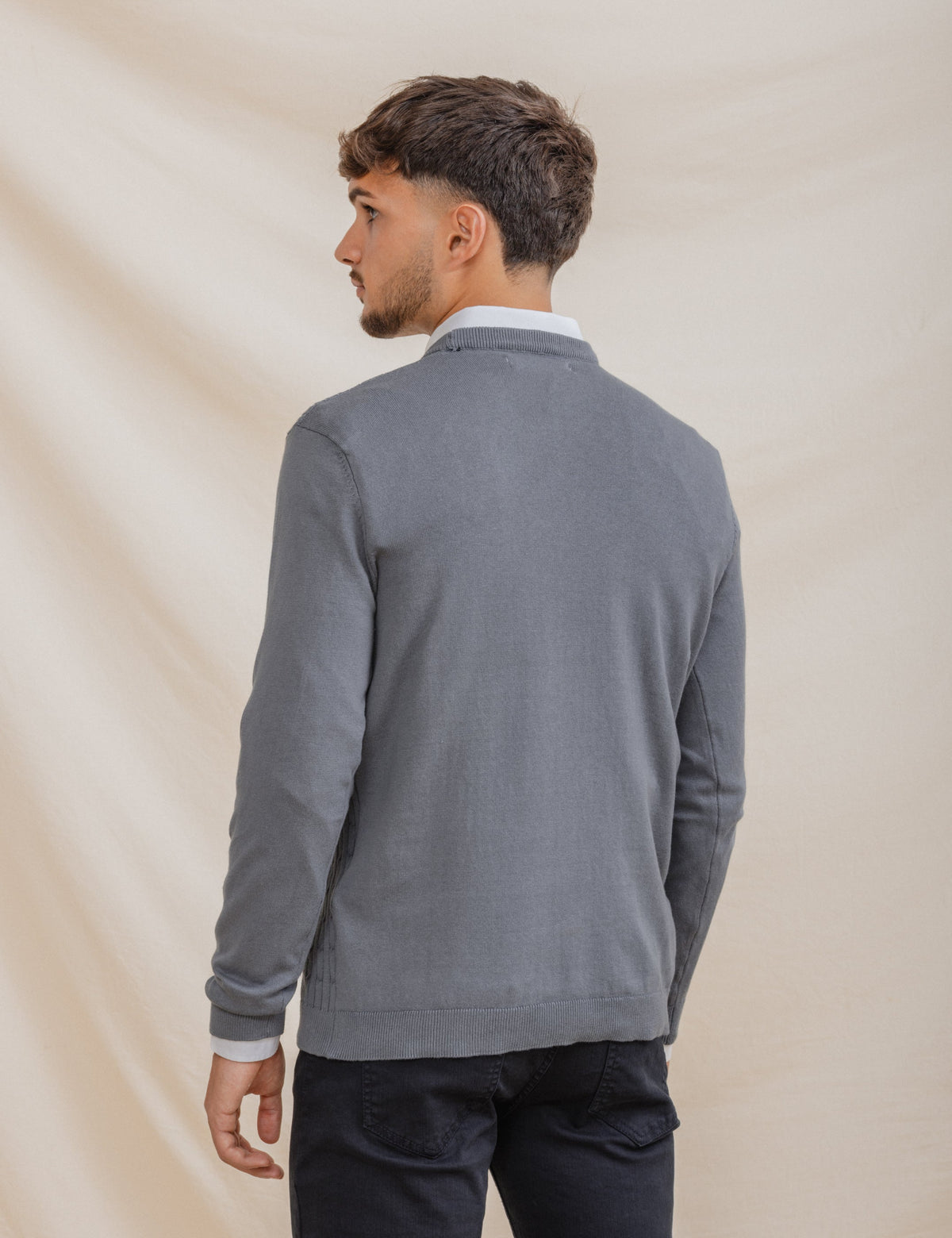 Jersey nudos cuello caja · vista 8