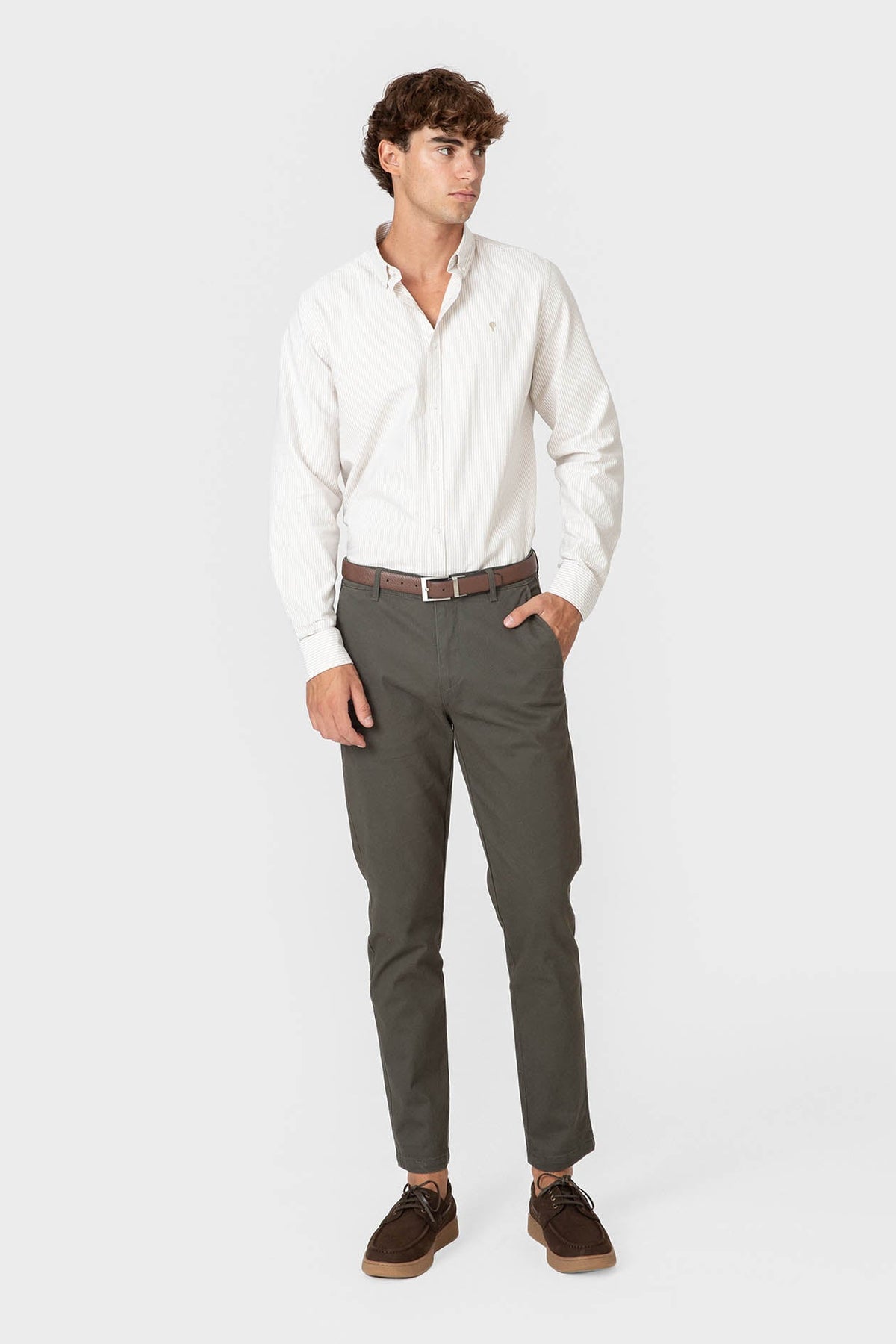 Camisa Oxford de rayas claras de hombre · vista 3